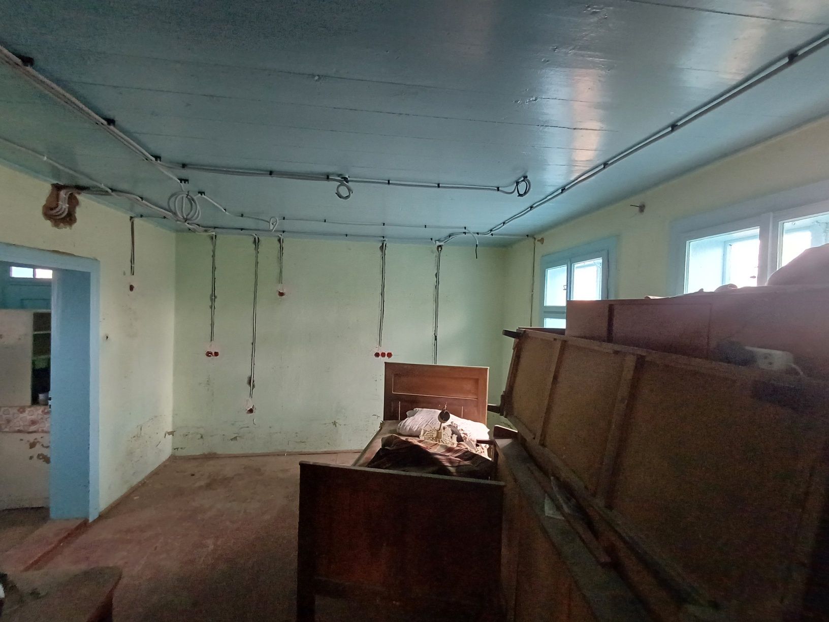 Image 4