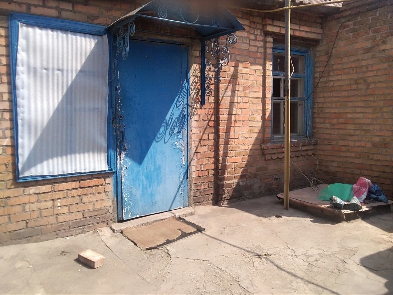Image 4