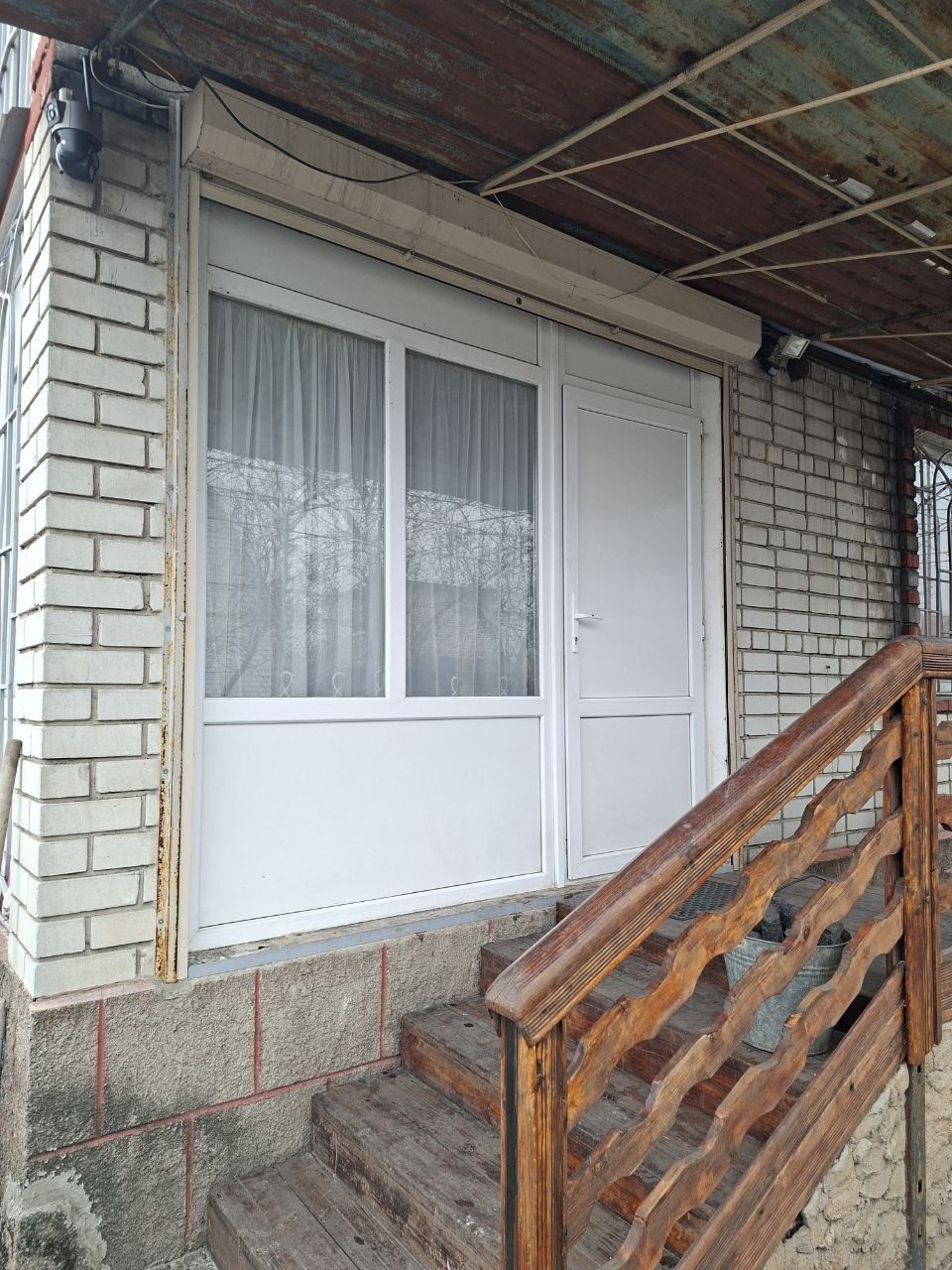 Image 4